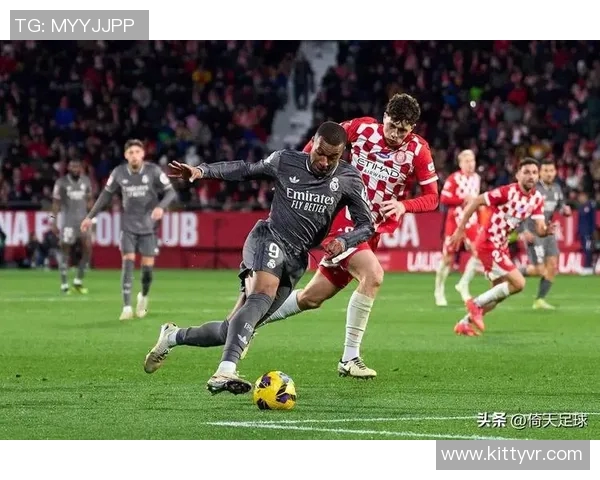 尤文图斯对阵曼联精彩比赛视频回顾及精彩瞬间分析